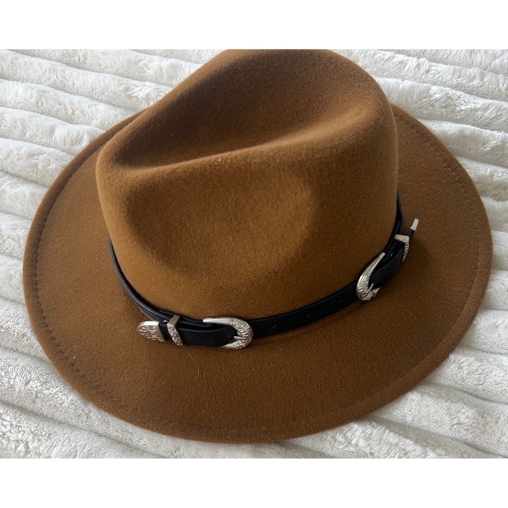 Time and Tru Brown Felt Fedora Hat with Black Band and Silver Buckle